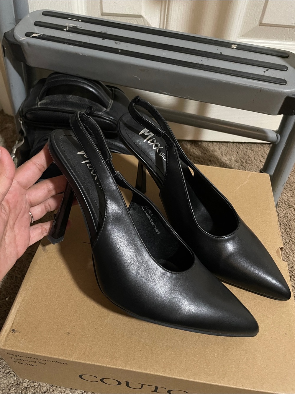 Mixx Shuz Black Pointed Slingback Pumps